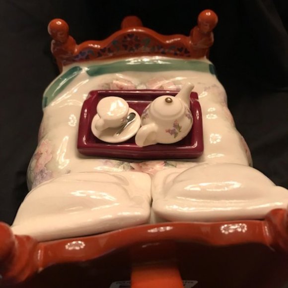 RARE SWINESIDE TEAPOTTERY 'BED' LARGE TEAPOT - Picture 8 of 14